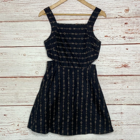 NWT Urban Outfitters Ecote Cut Out A-Line Mini Dress in Black Print Sz 4 - Picture 7 of 16
